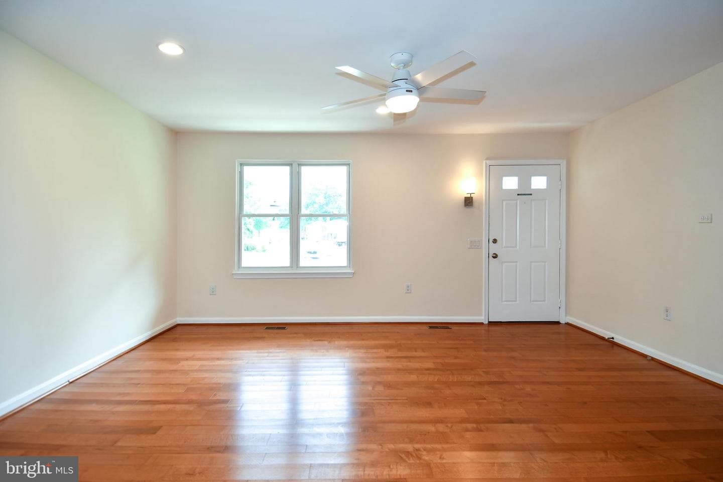 1900 Black Oak Court photo 9