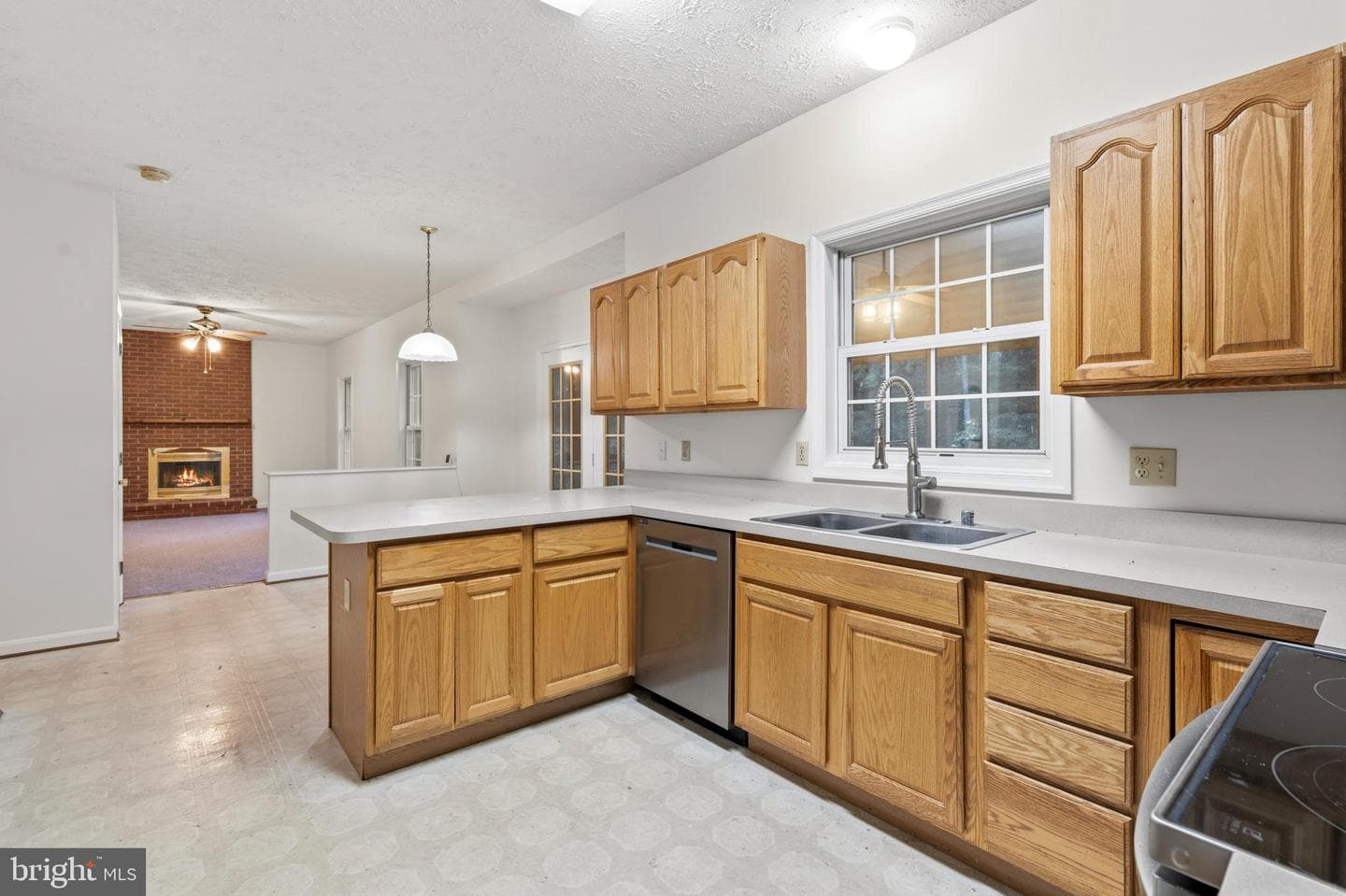 6905 Hawkins Gate Road photo 12