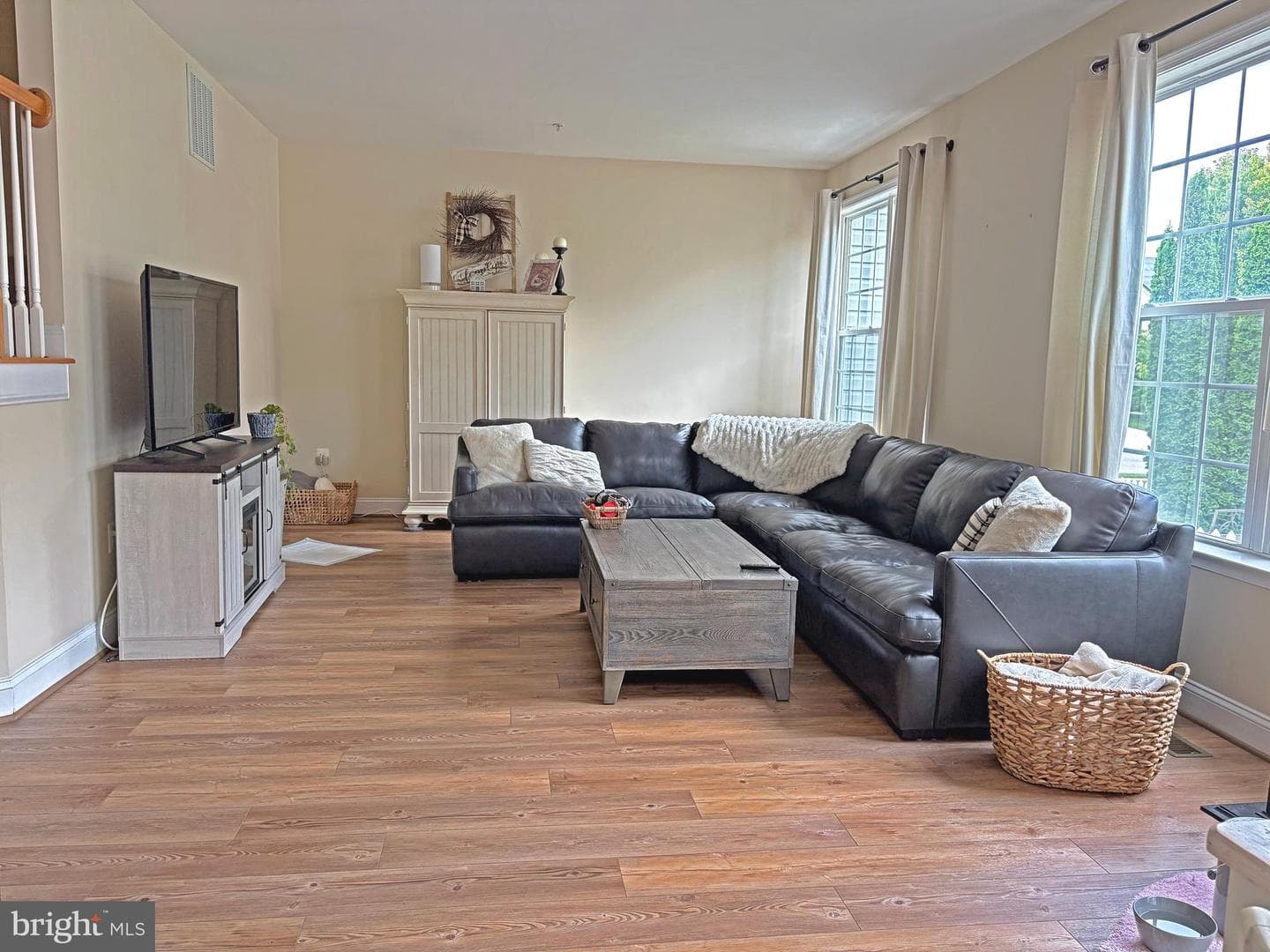 1004 Oats Drive photo 4