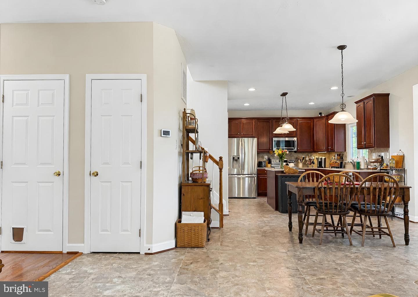 1002 Canterbury Lane photo 35