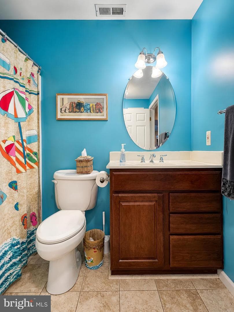 1002 Canterbury Lane photo 70