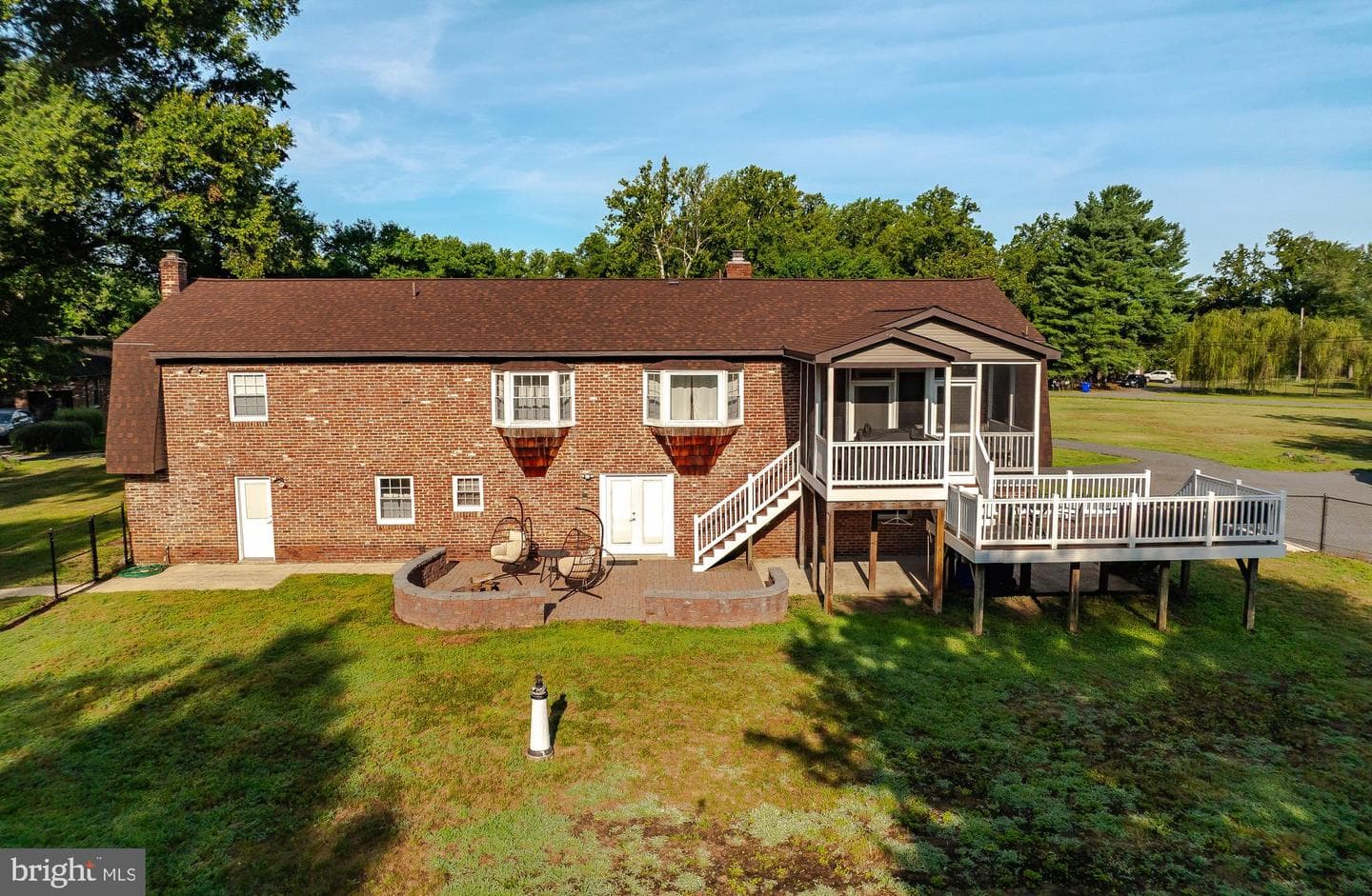 5935 River Road photo 6