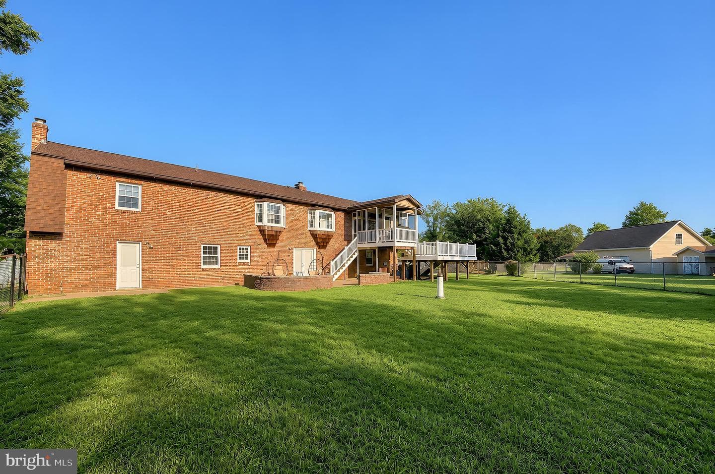 5935 River Road photo 8