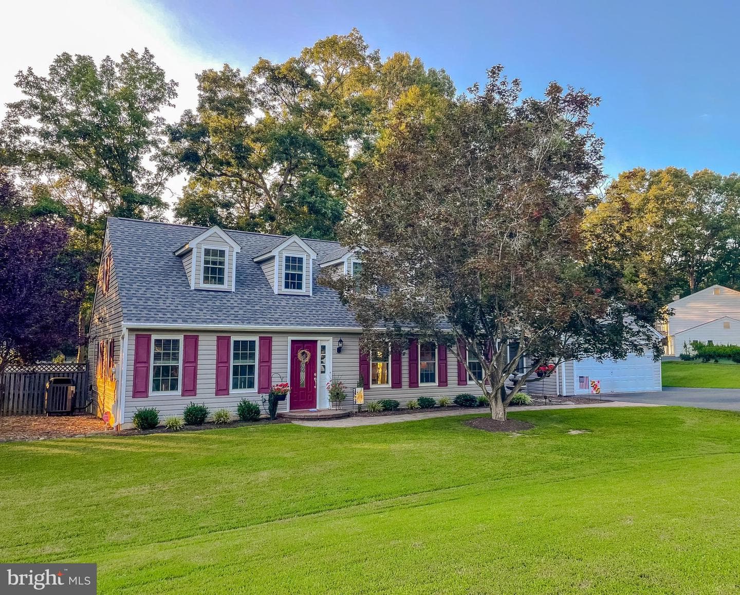207 Persimmon Court, La Plata