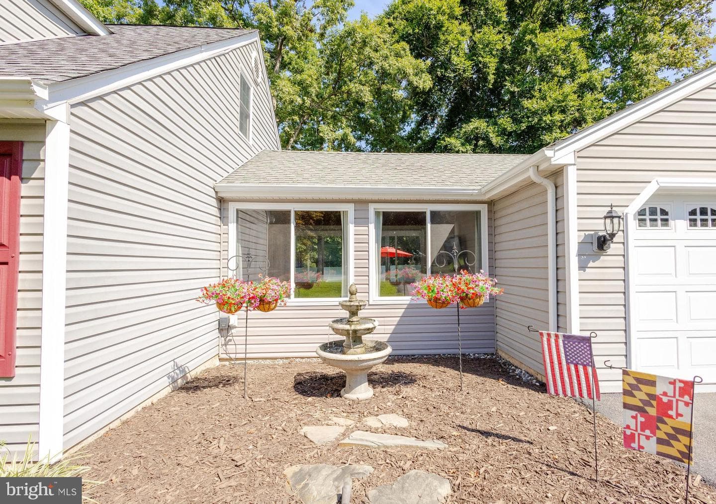 207 Persimmon Court photo 41