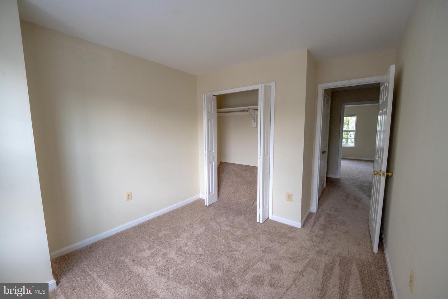 2607 Enterprise Place photo 21