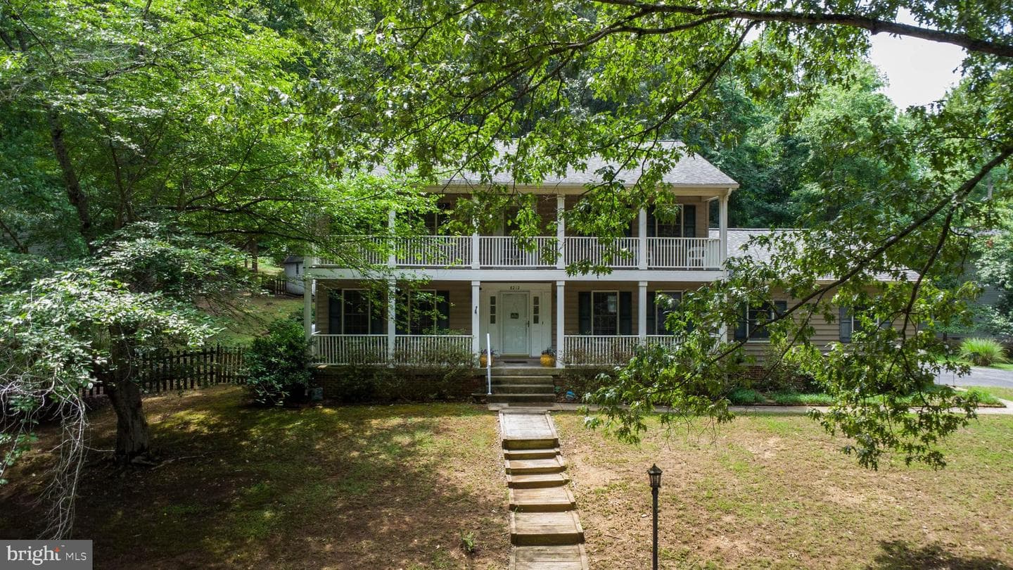 8212 Seven Pines Lane, Waldorf