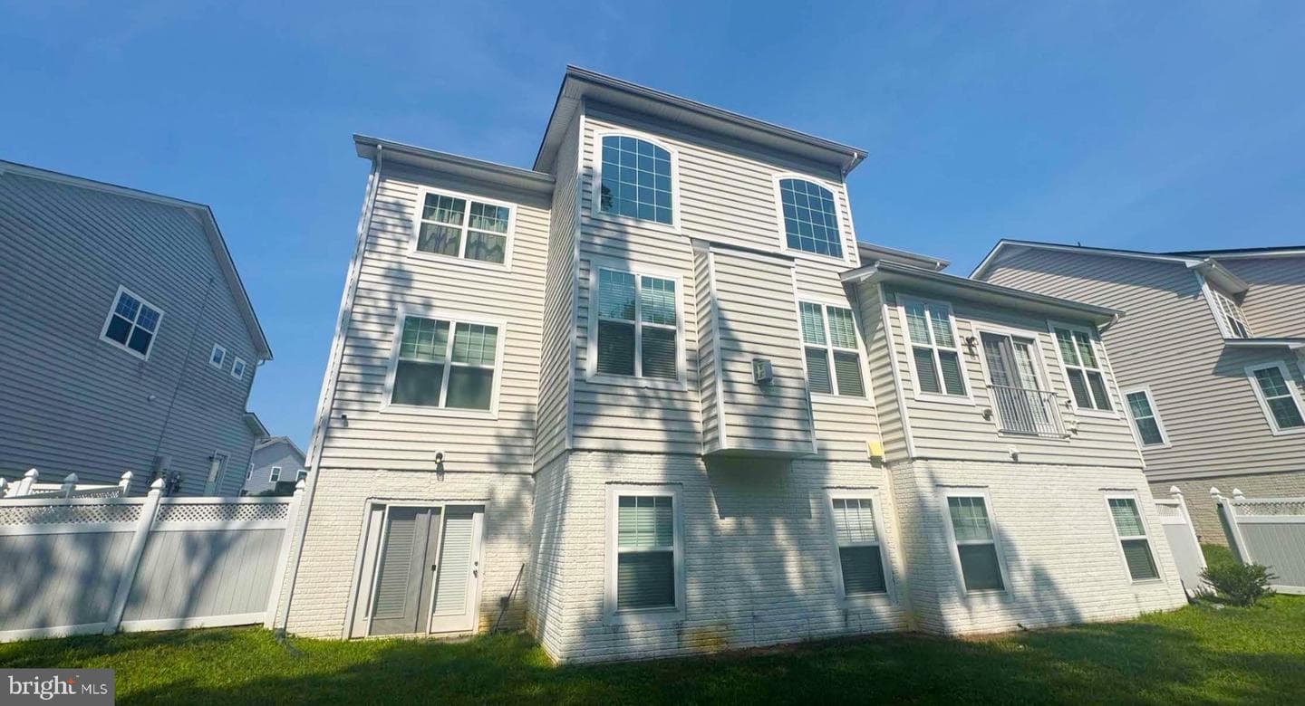 6451 Ocelot Street, Waldorf