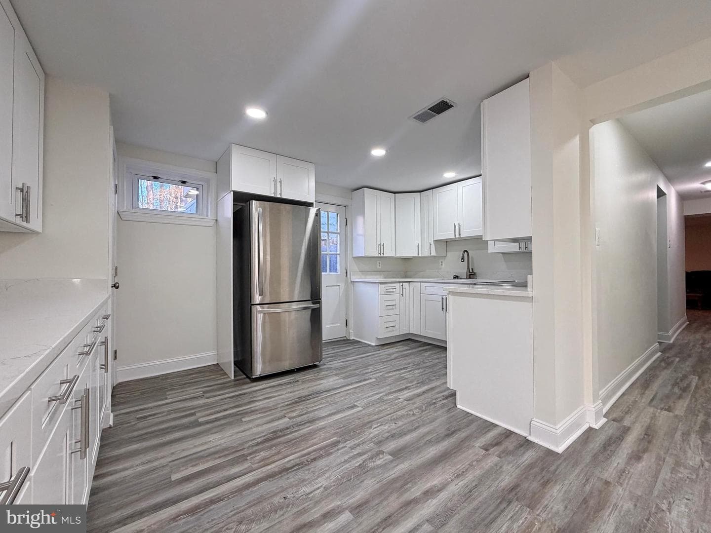 9350 Mathir Drive photo 34