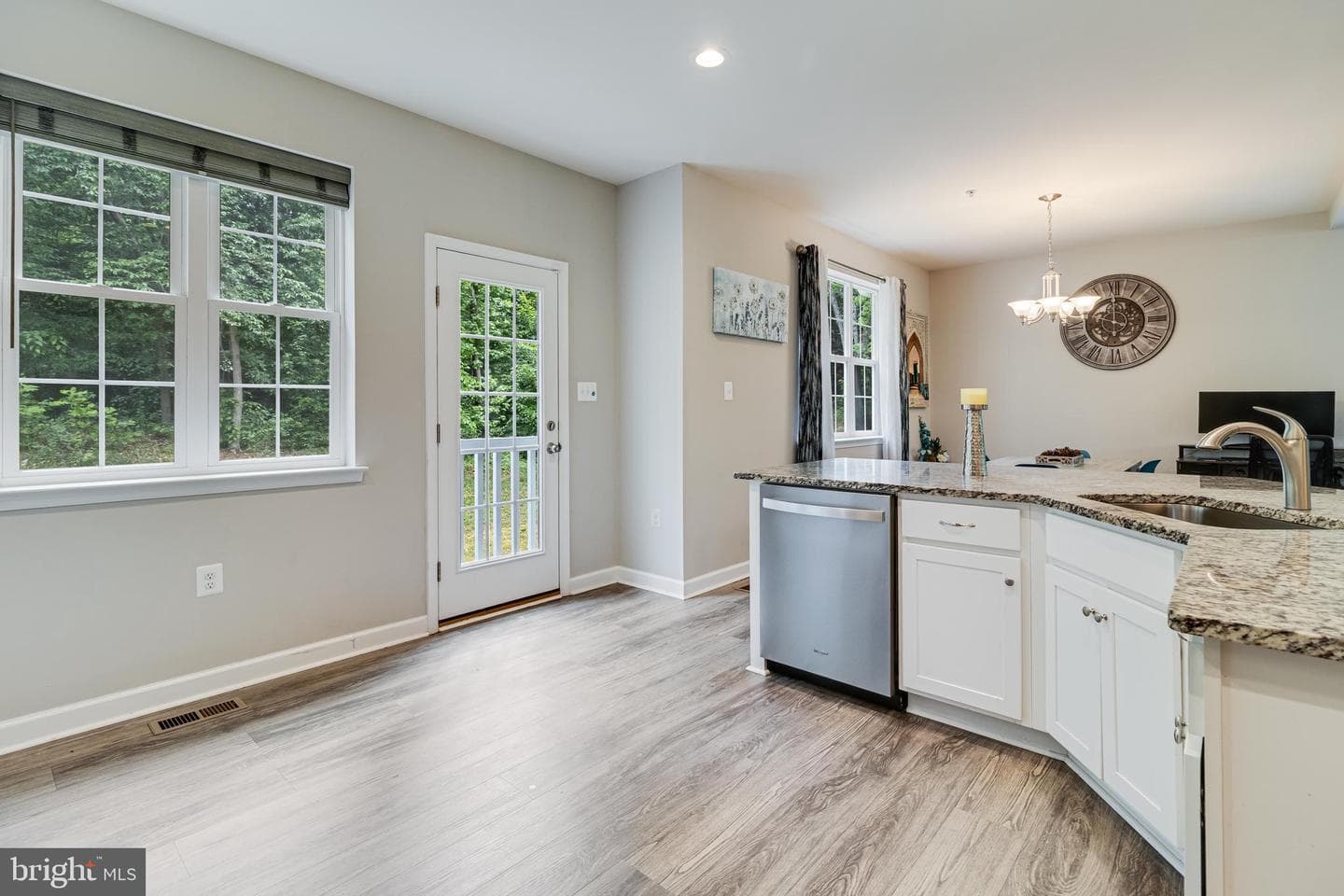 8055 Shannon Woods Place photo 13