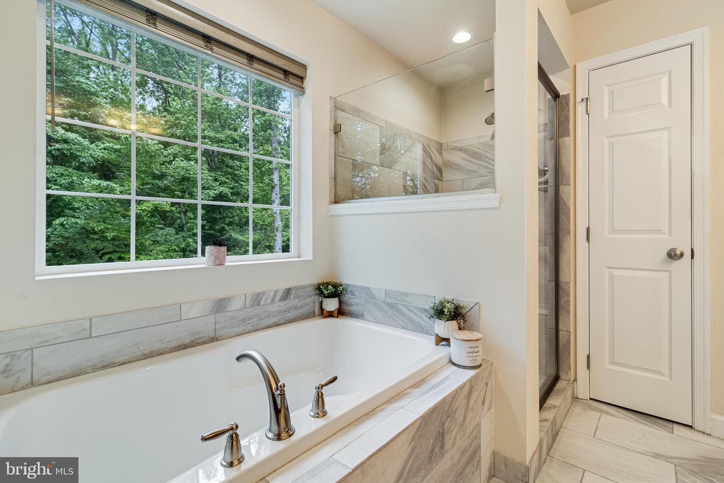 8055 Shannon Woods Place photo 25
