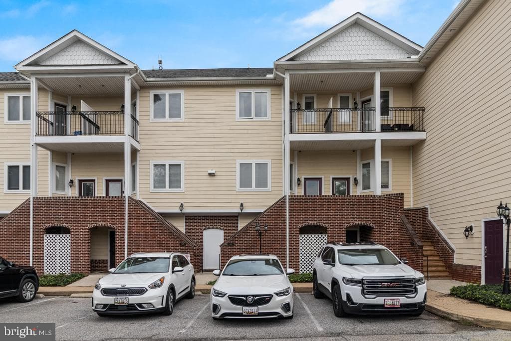 305 Centennial Street #204 H photo 31