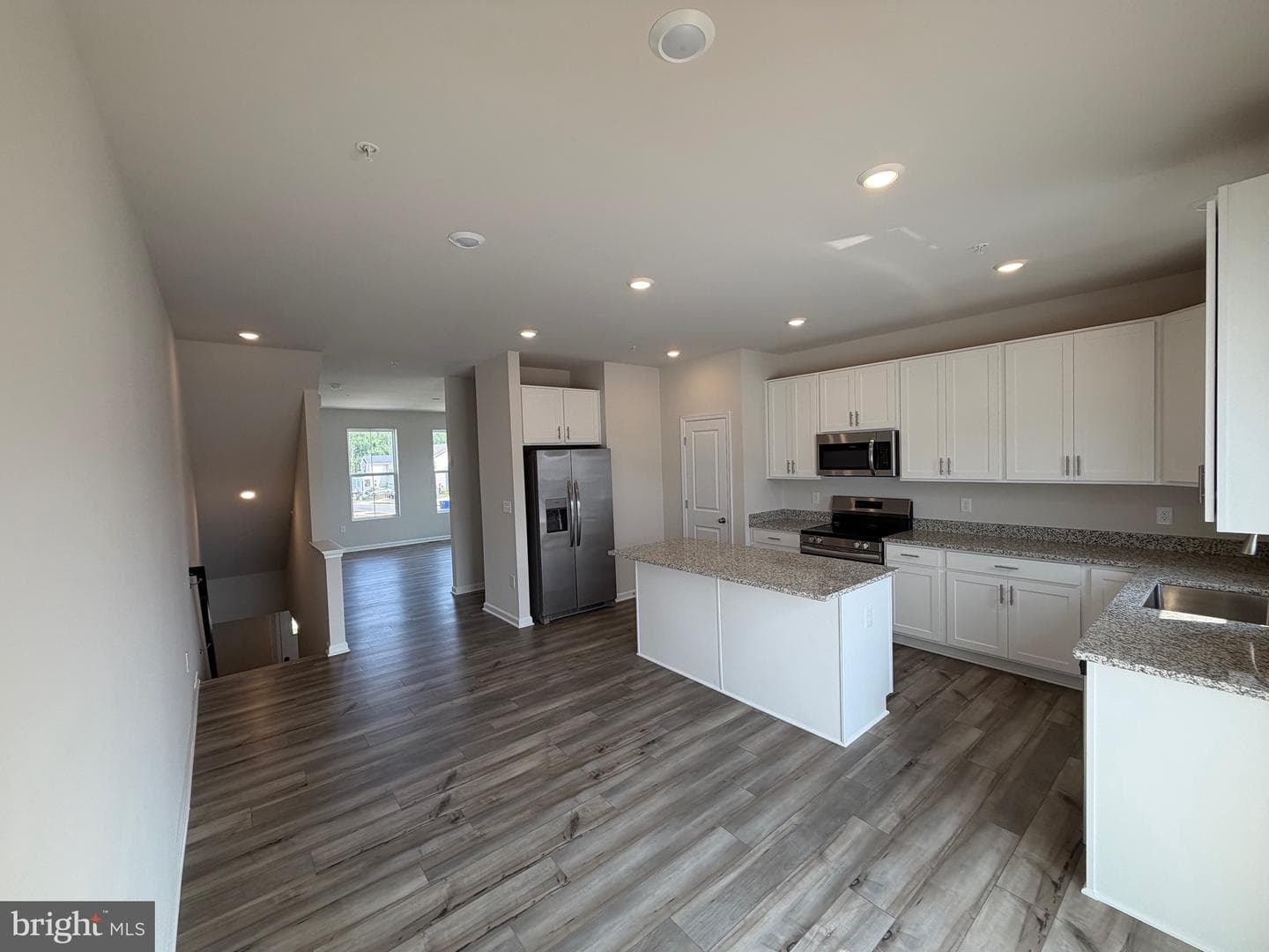 5569 Marksburg Pl photo 27