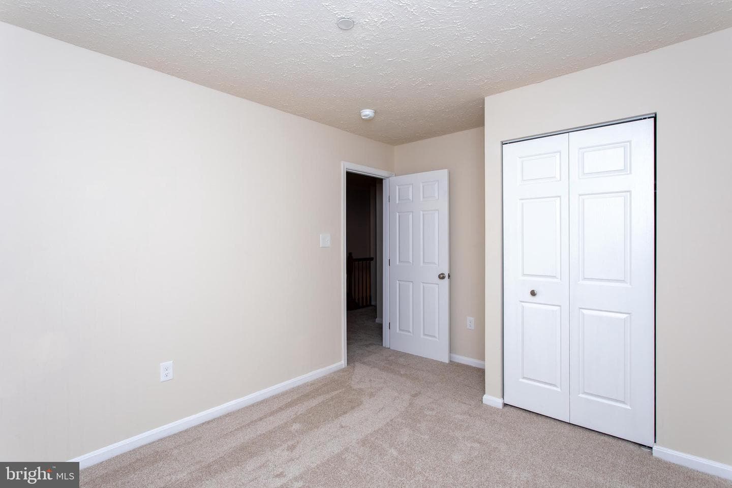 2533 Regal Place photo 35