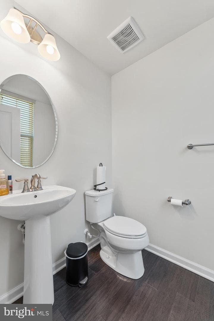 3700 Marlborough Place photo 19