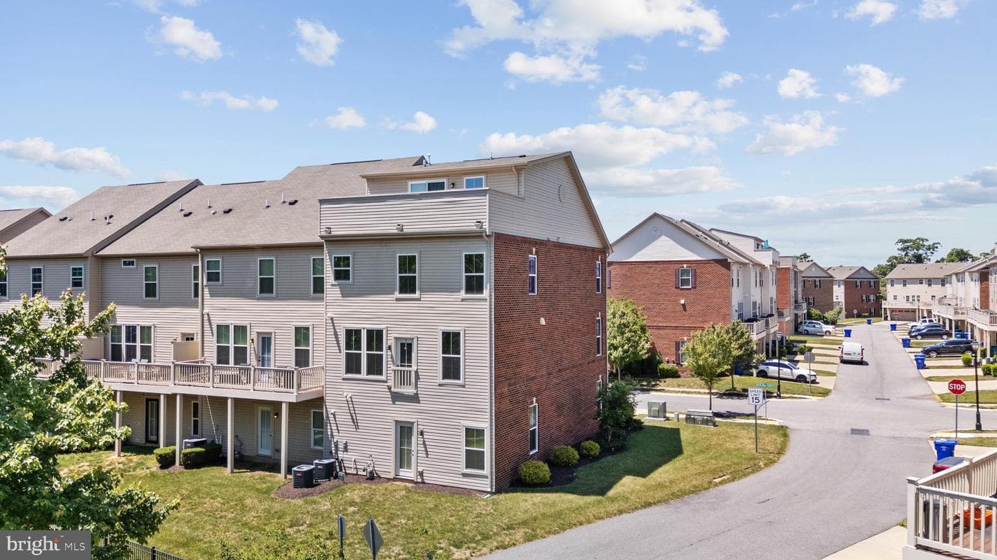 3700 Marlborough Place photo 44