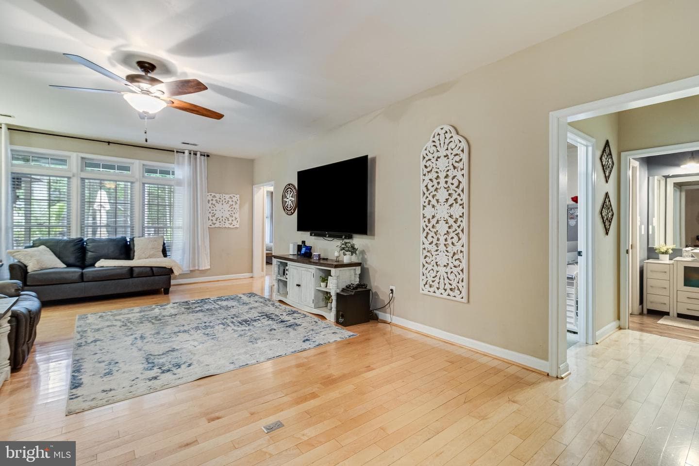 14855 King Charles photo 14