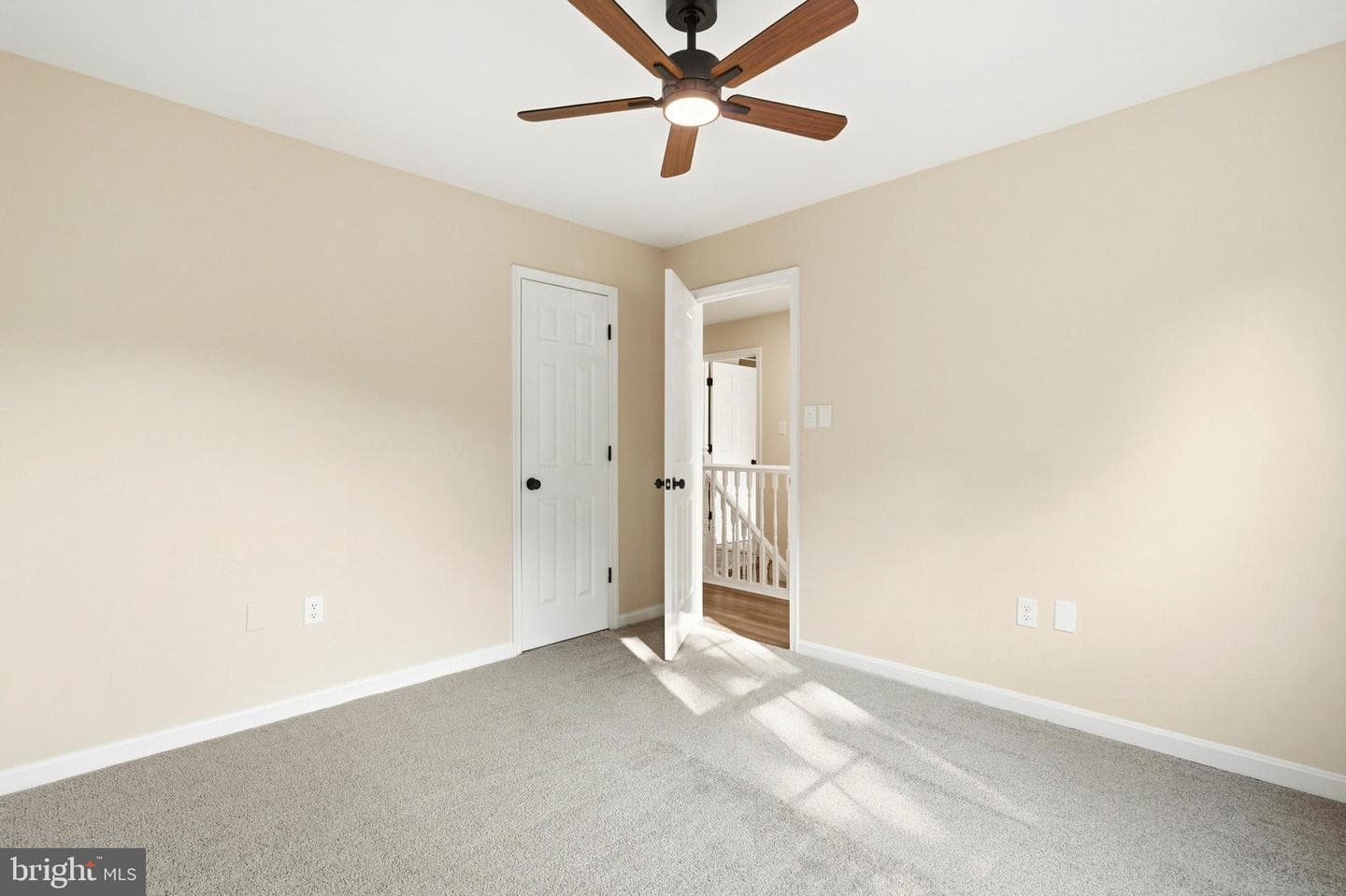 3180 Gainsborough Court photo 29