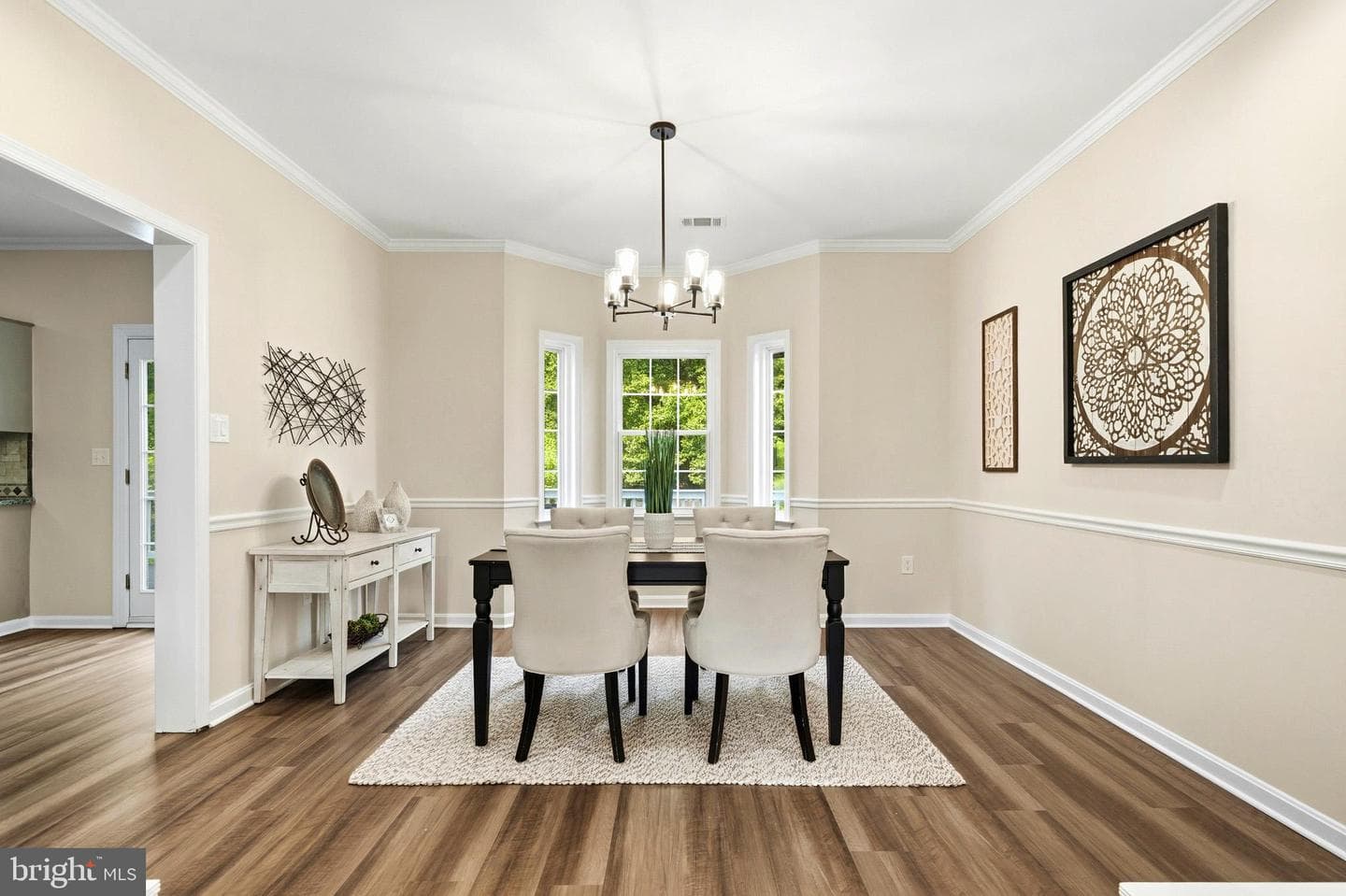 3180 Gainsborough Court photo 4