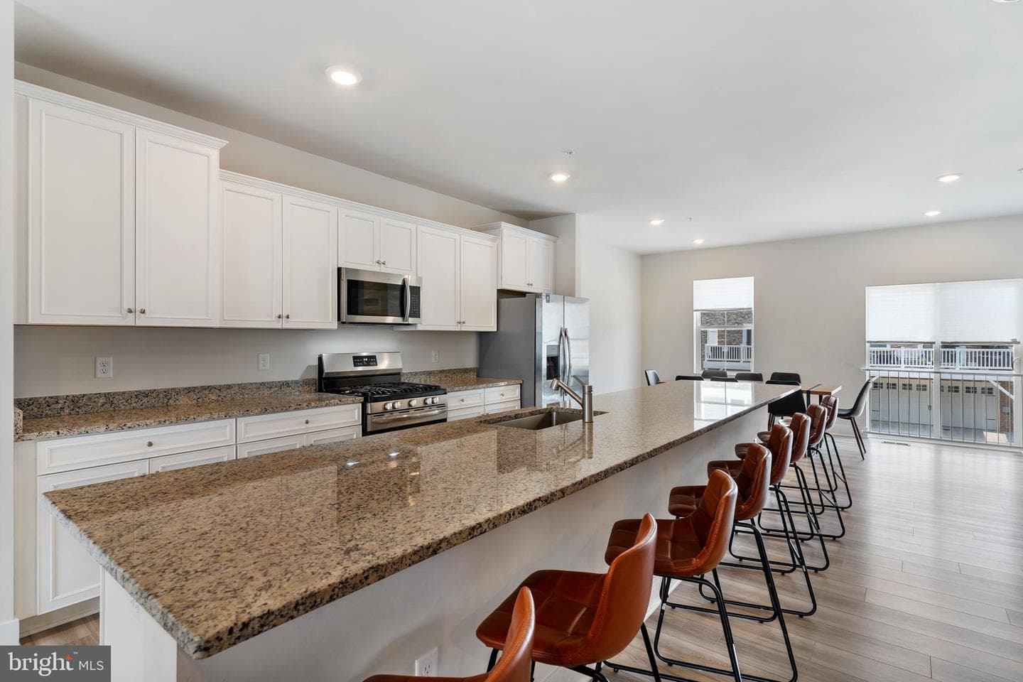 4133 Skipton Place photo 12
