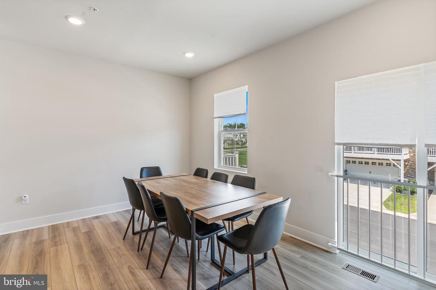4133 Skipton Place photo 15