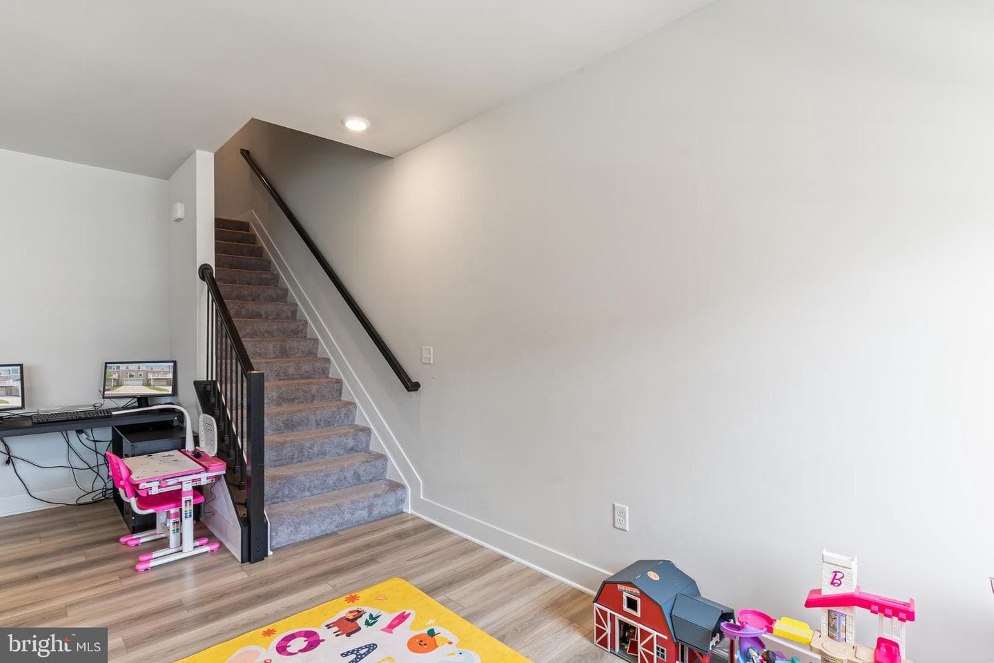 4133 Skipton Place photo 21