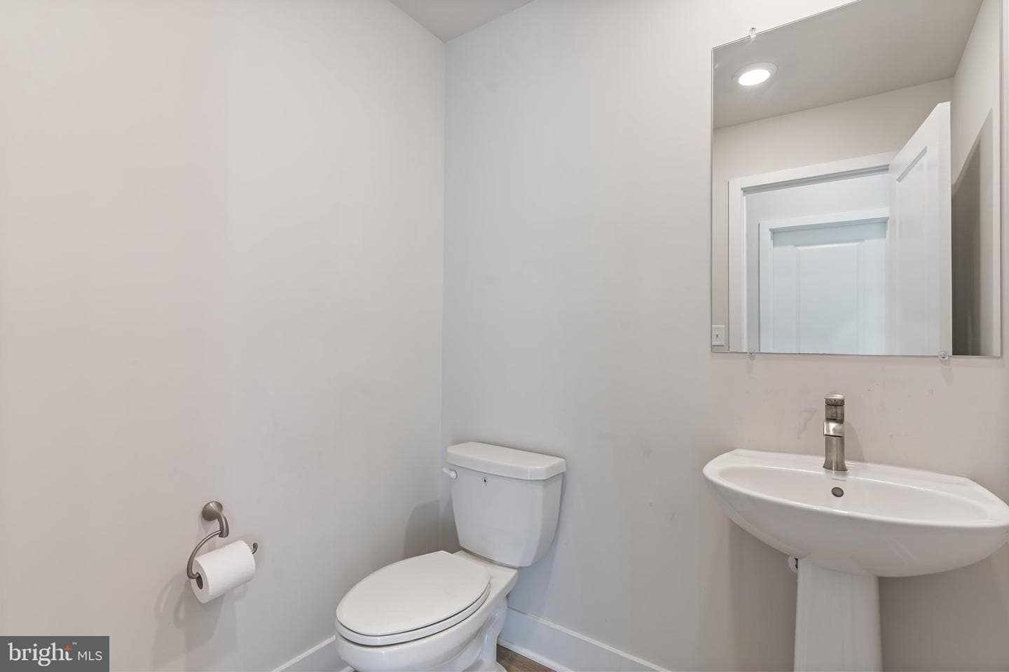 4133 Skipton Place photo 23