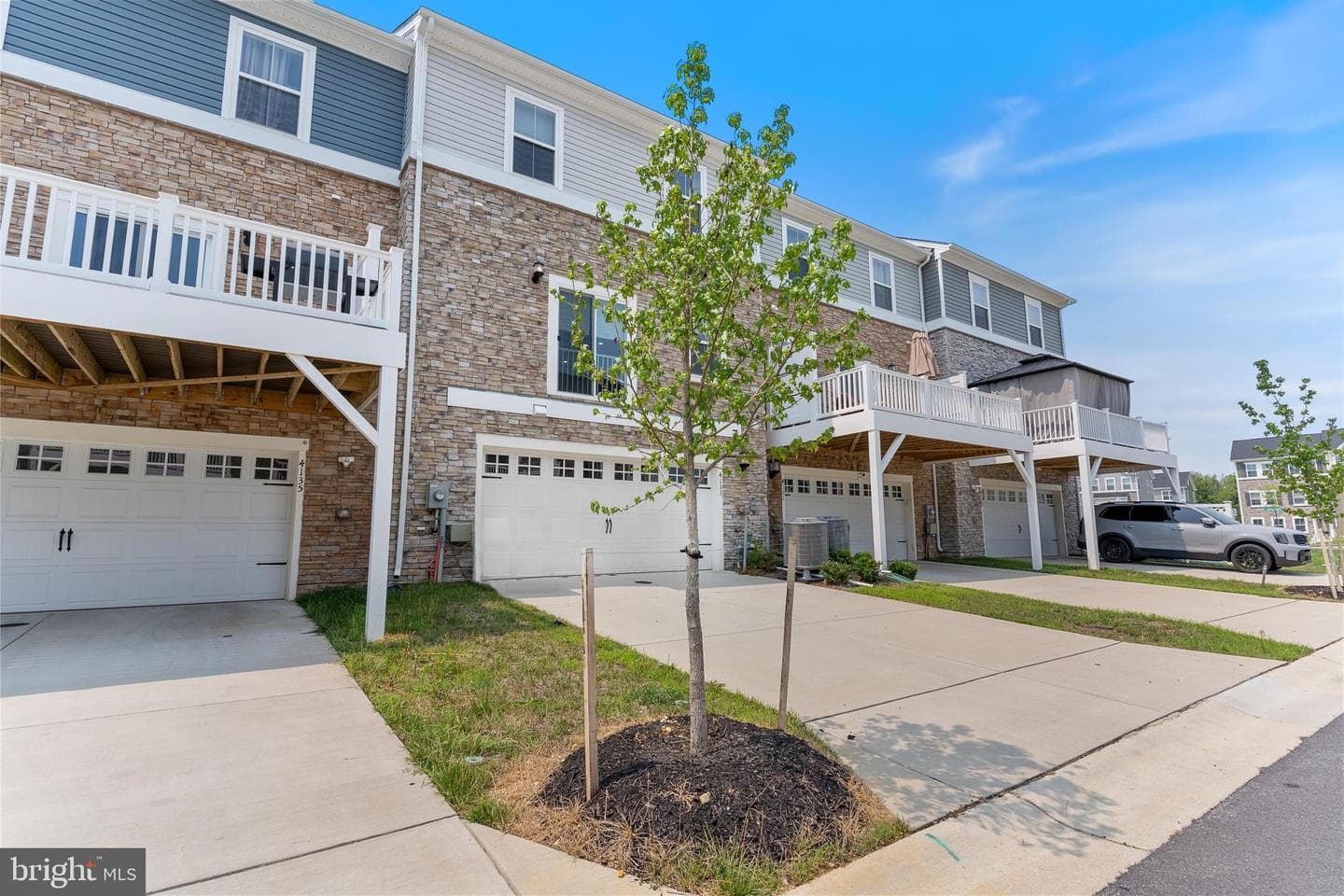 4133 Skipton Place photo 33