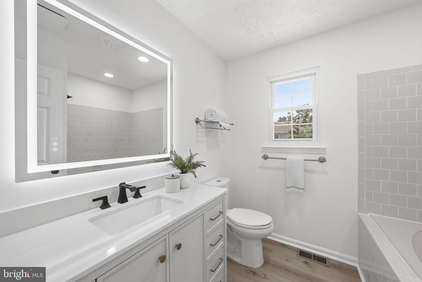 5206 Sturgeon Court photo 30