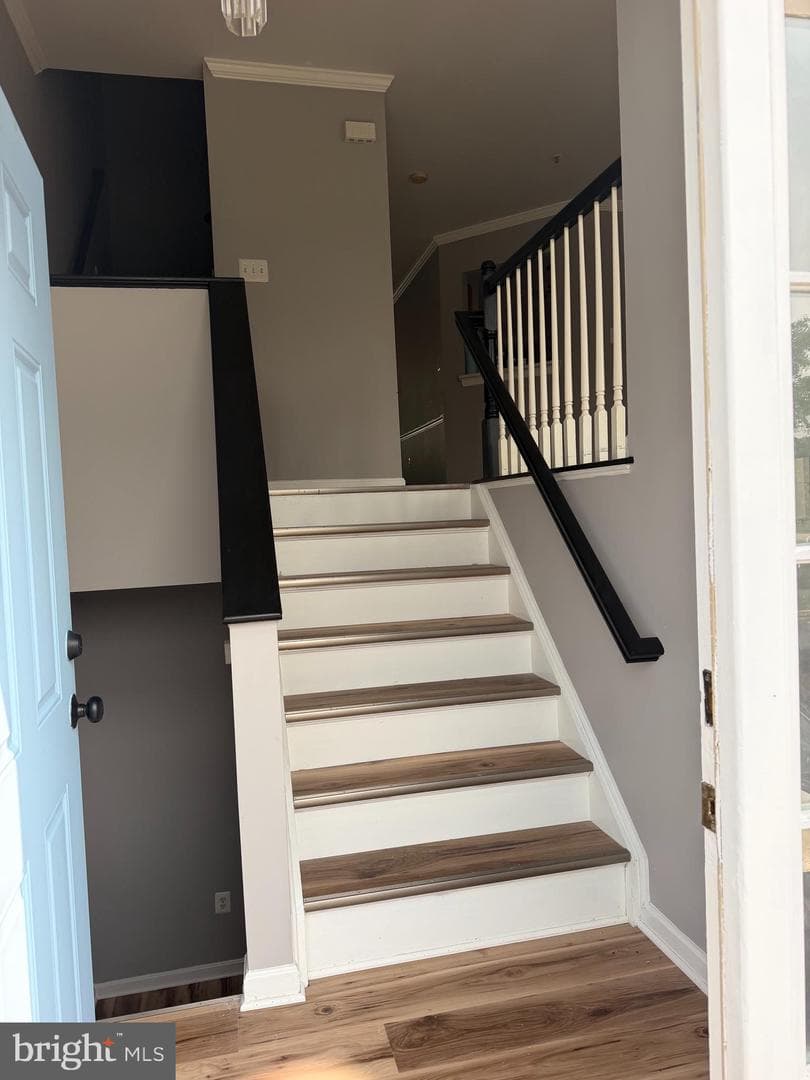 2655 Avon Place photo 6