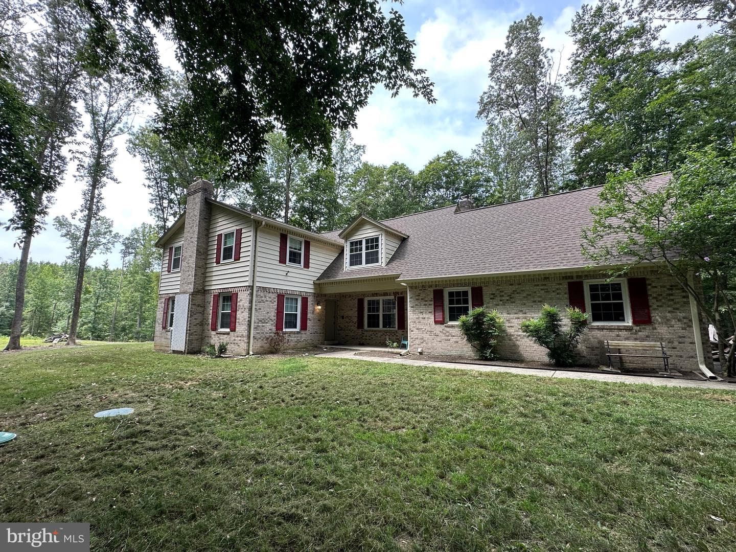 7075 Wood Glen Drive photo 1