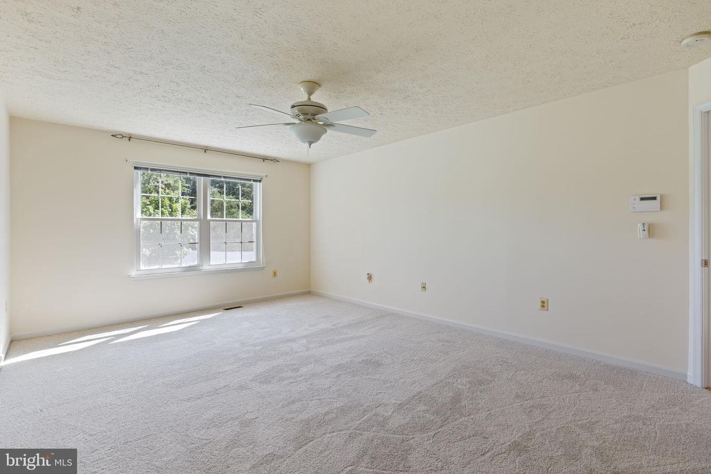 2372 Albany Way photo 20