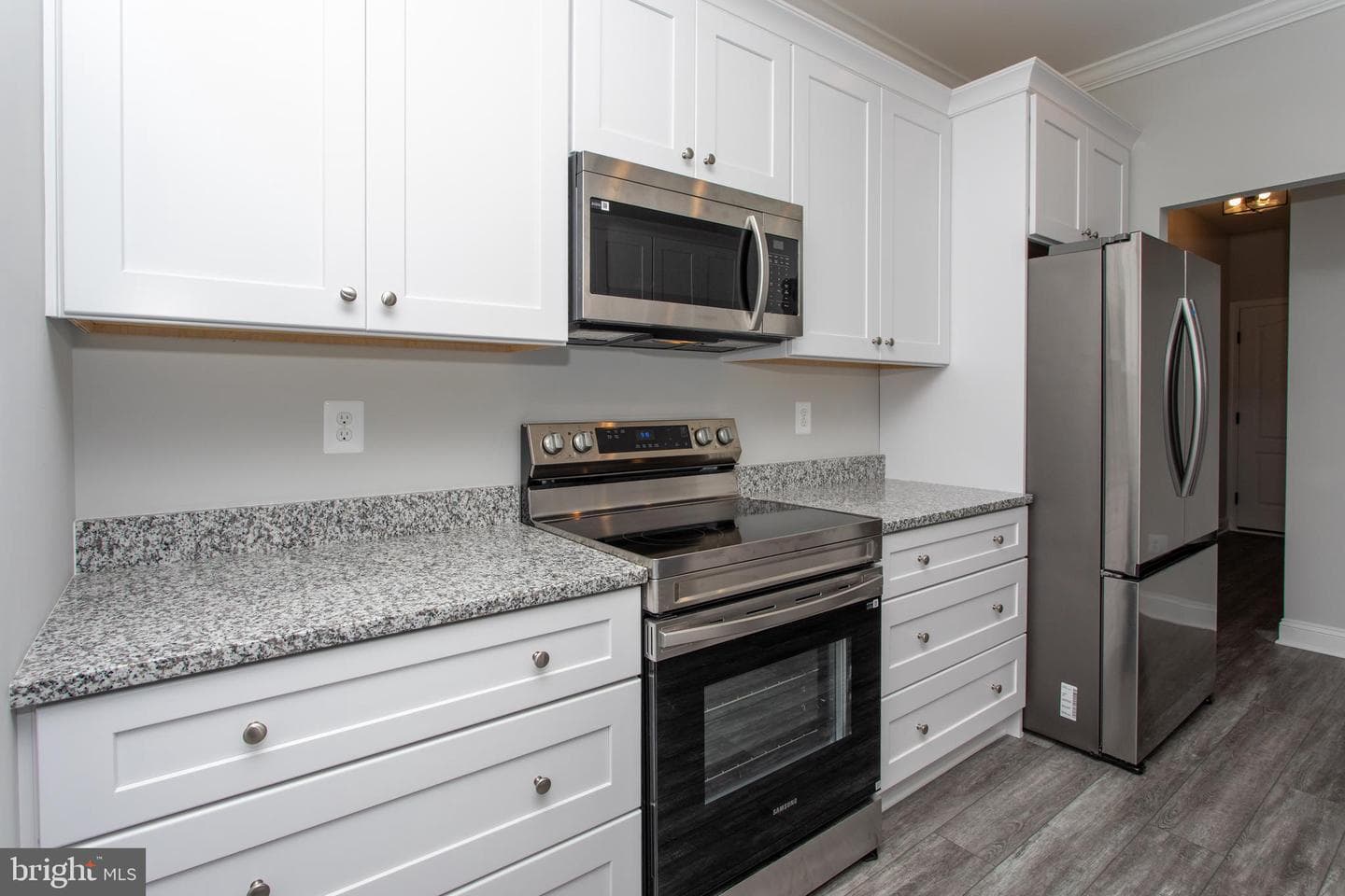 13135 Alyson Place photo 5