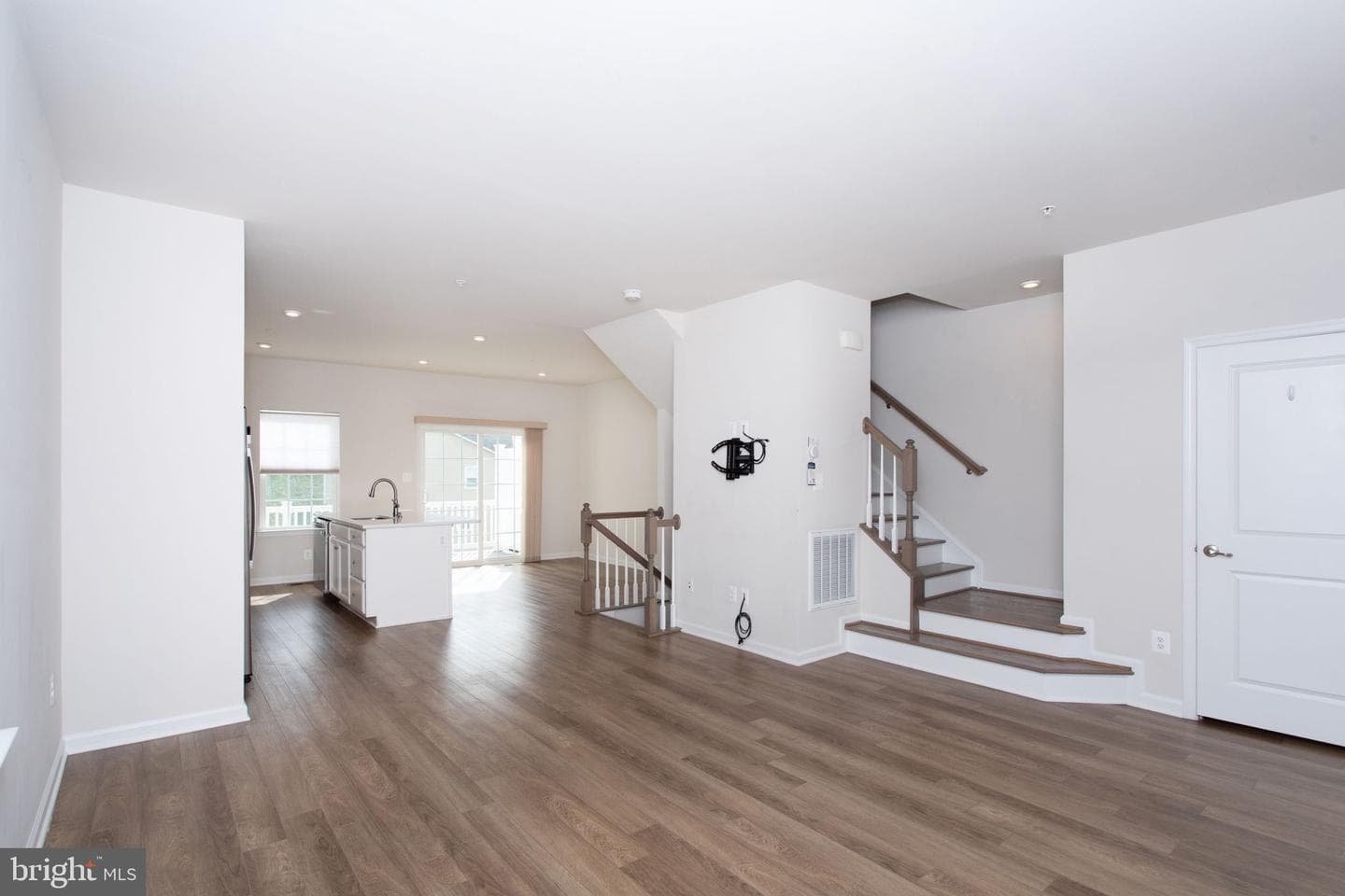 99 Caswell Drive photo 11