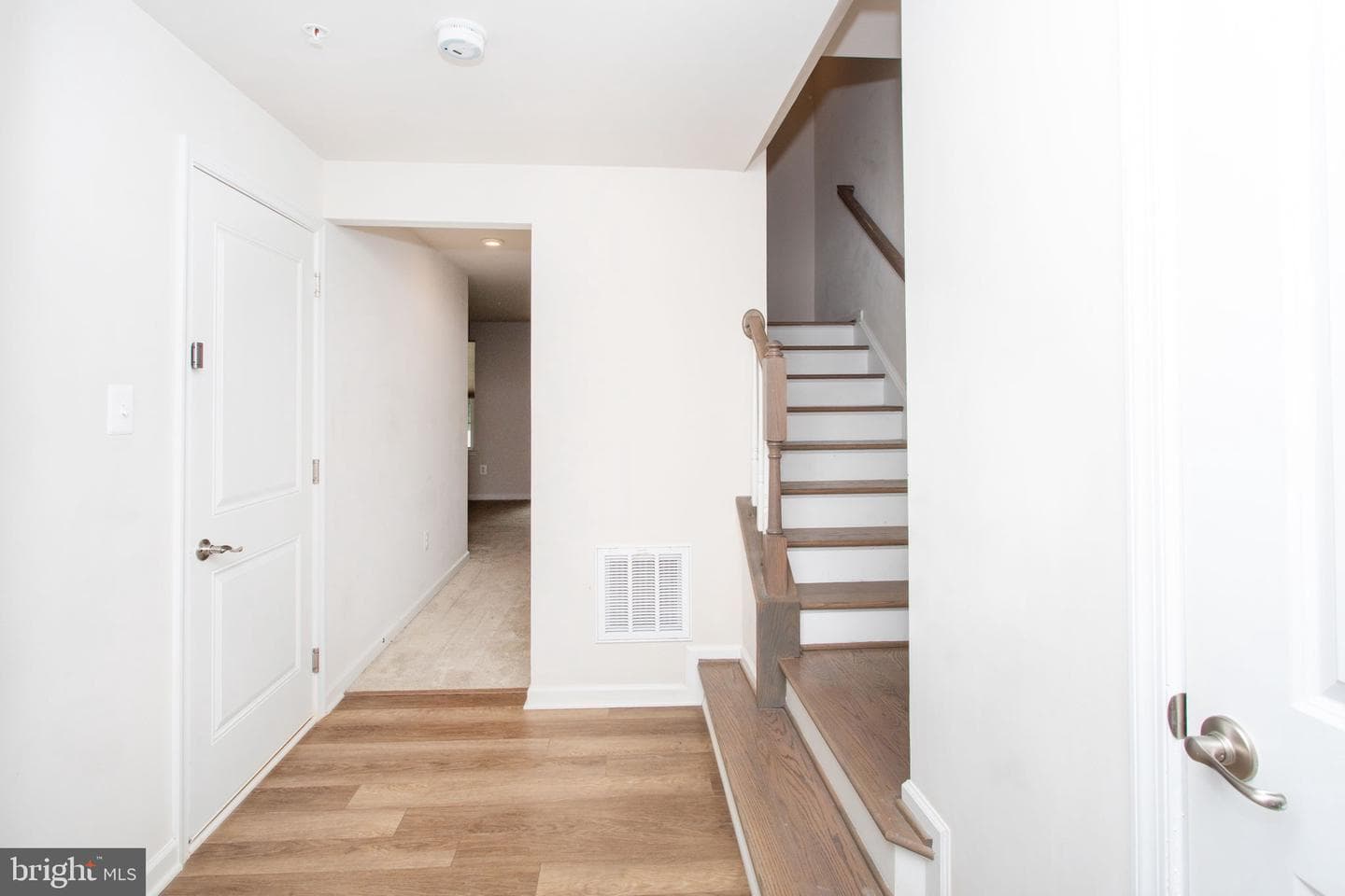 99 Caswell Drive photo 4