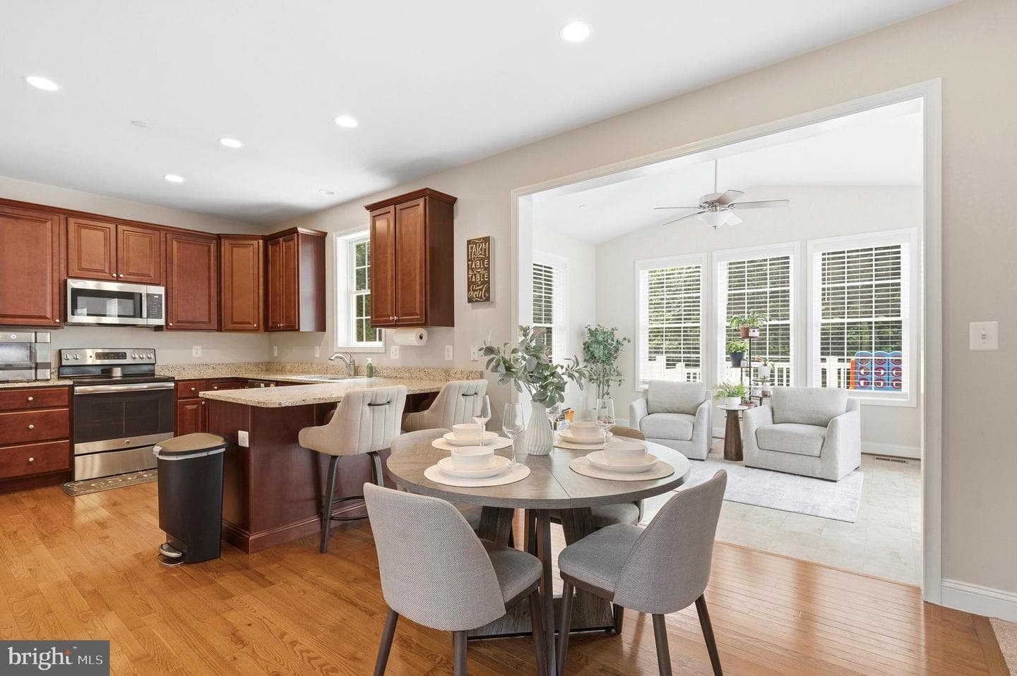 17123 Sweetwater Court photo 10