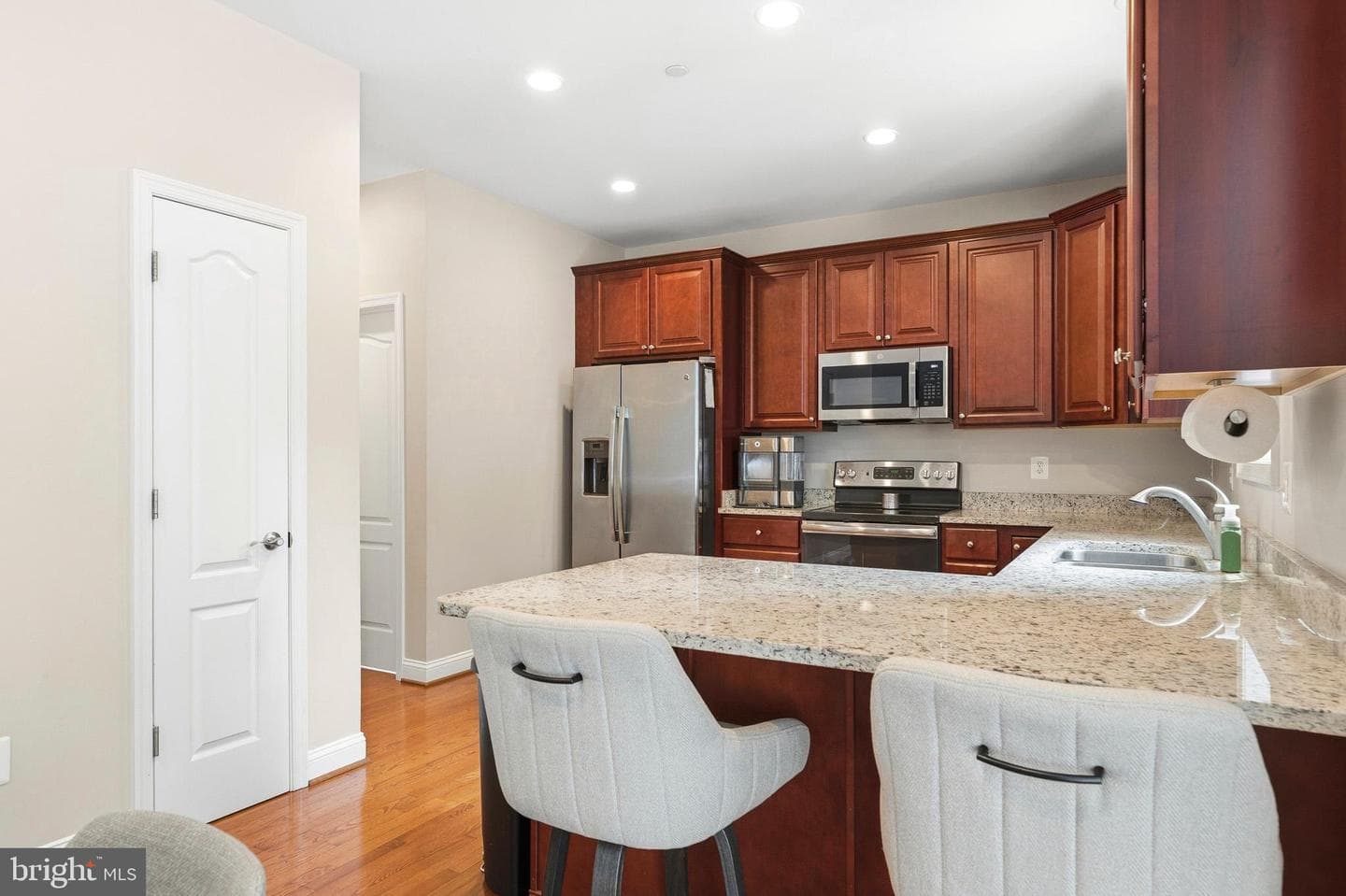 17123 Sweetwater Court photo 9