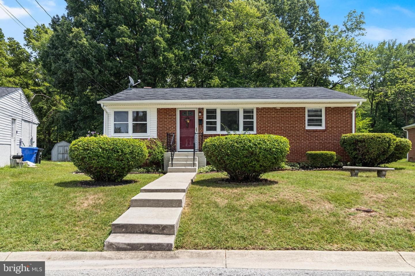 112 Bertha Circle photo 1
