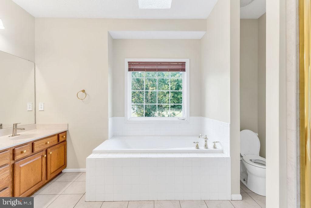 13100 Hillmeade Court photo 20