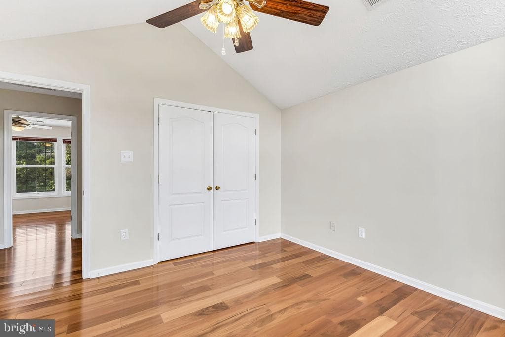 13100 Hillmeade Court photo 25