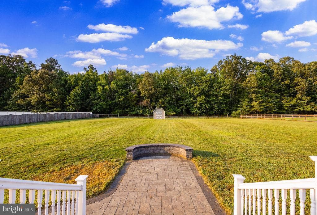 13100 Hillmeade Court photo 38