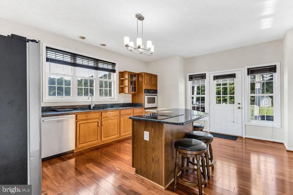 13100 Hillmeade Court photo 7