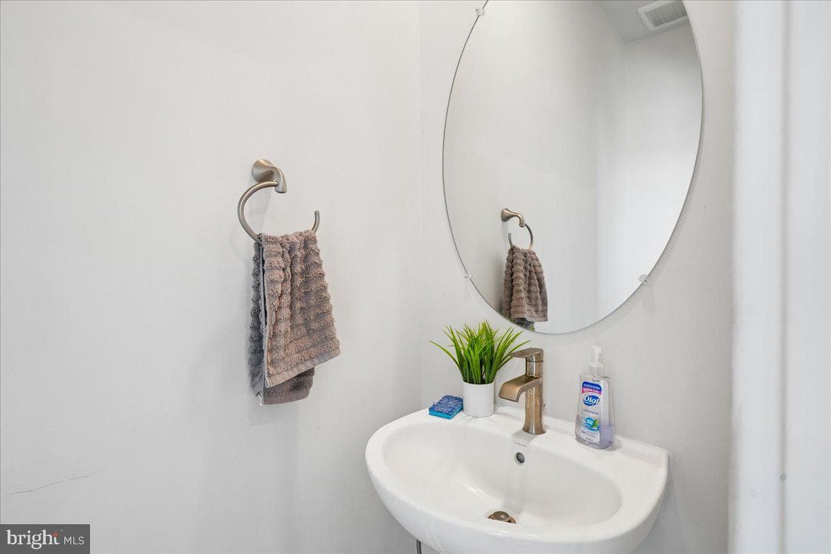 5322 Phillis Wheatley Pl photo 25