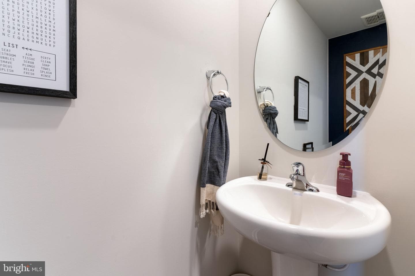 569 Fawn Meadow Lane photo 7