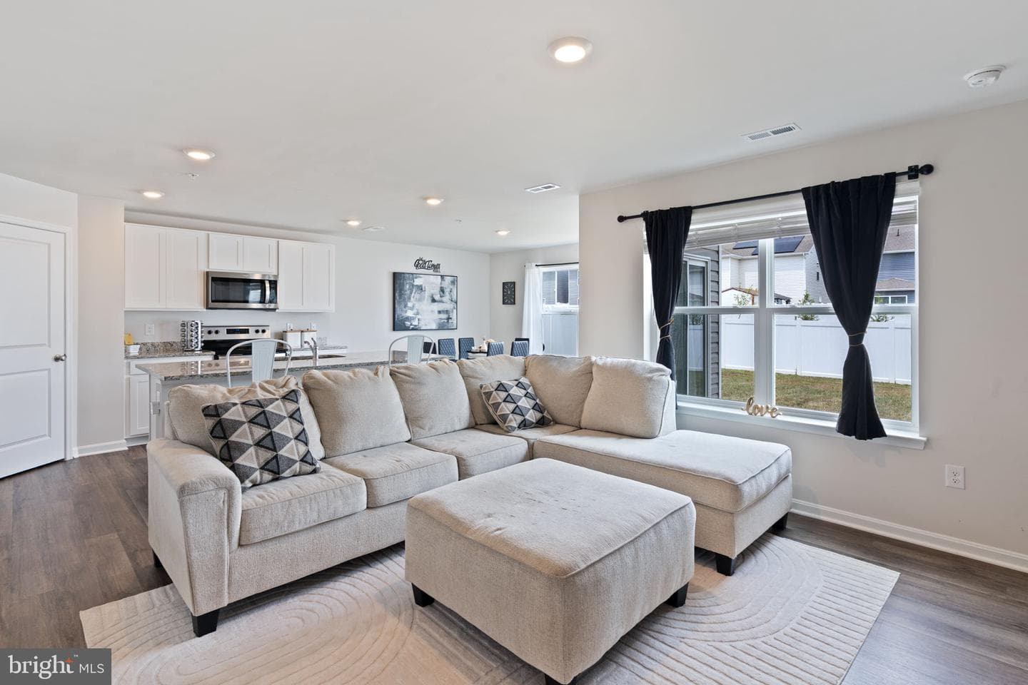 569 Fawn Meadow Lane photo 8