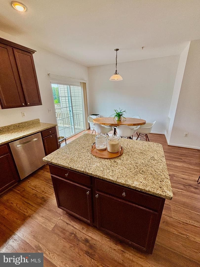 5323 Rockingham Place photo 14