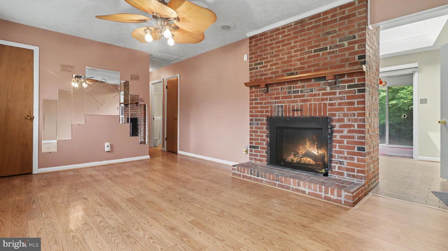 6875 Myers Drive photo 4