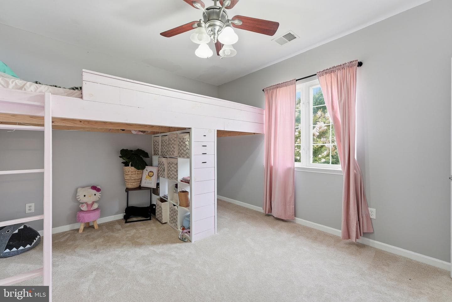 1 Rivers Edge Terrace photo 18