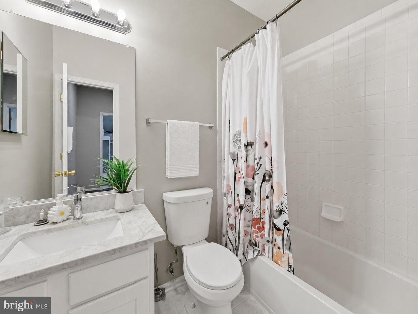 1 Rivers Edge Terrace photo 20