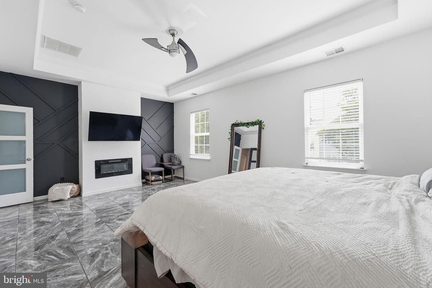 1 Rivers Edge Terrace photo 23